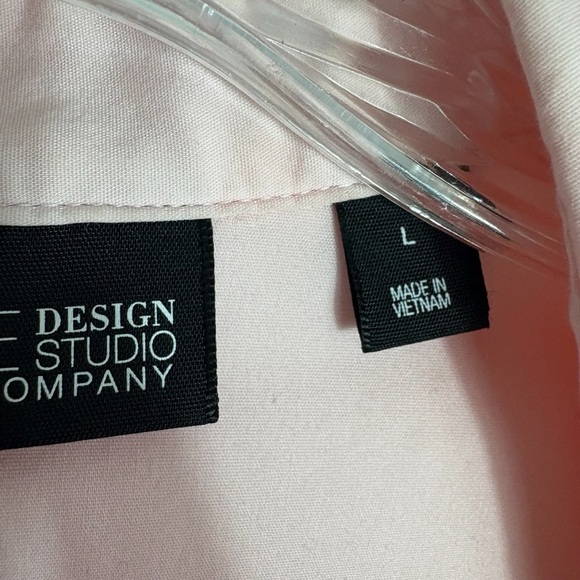 🌺NEW YORK & CO Pink Eyelet Button-down Cotton Blend Blouse Size Large-- Worn 2X🌺 - Picture 4 of 5